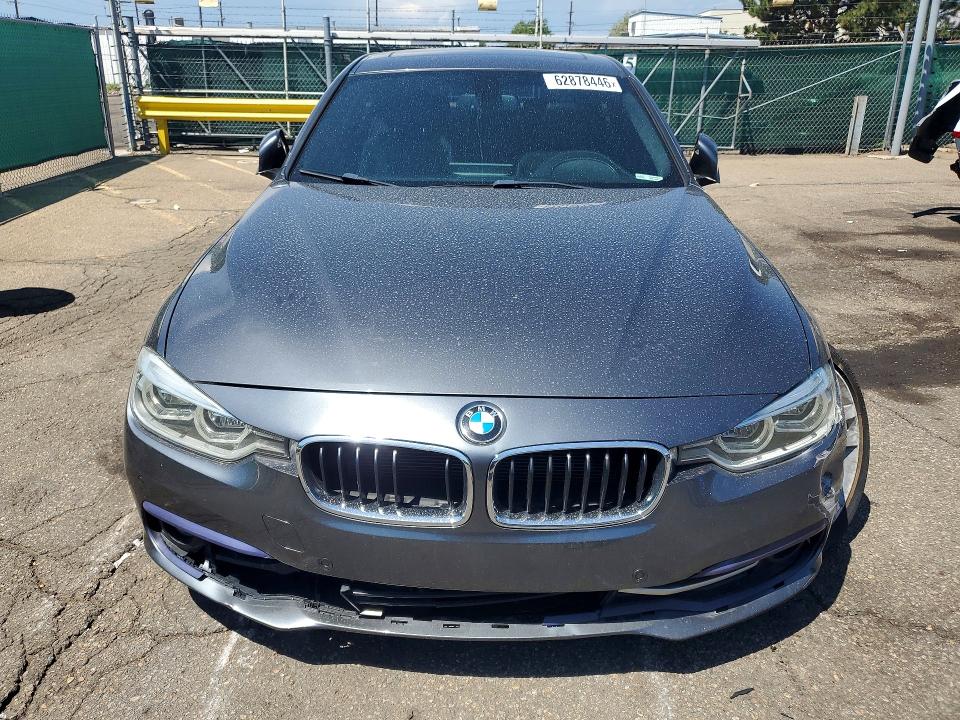 2018 Bmw 328 მანქანა იყიდება აუქციონზე, vin: WBA8F1C53JAE92937, აუქციონის ნომერი: 62878446