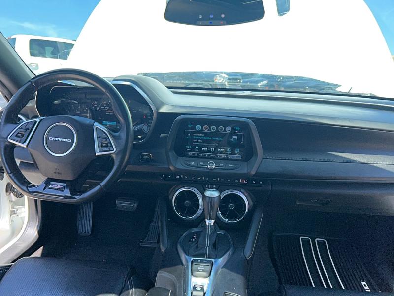 63213406 :رقم المزاد ، 1G1FH1R73J0131328 vin ، 2018 Chevrolet Camaro مزاد بيع