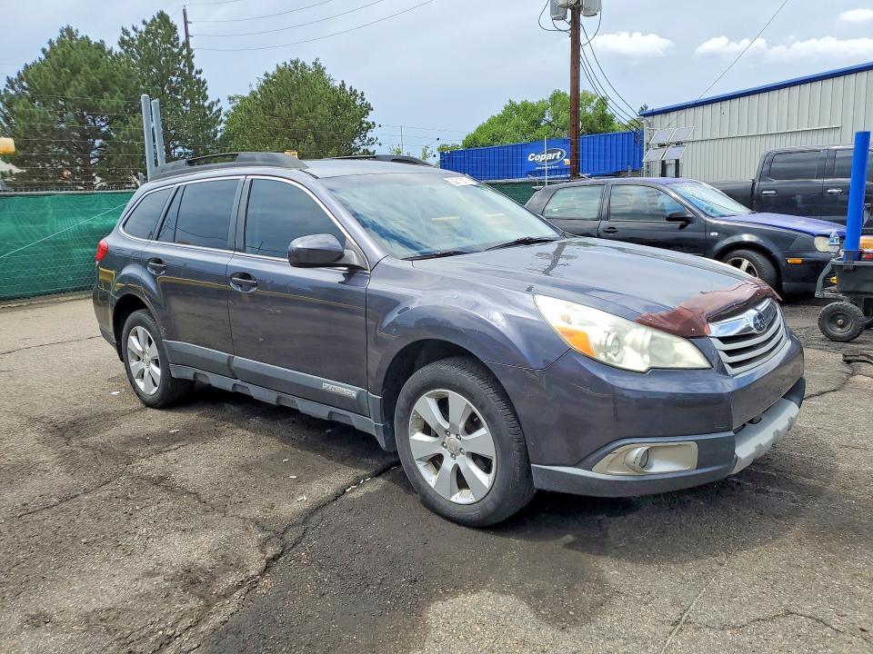 62718376 :رقم المزاد ، 4S4BRCCCXA3333209 vin ، 2010 Subaru Outback مزاد بيع