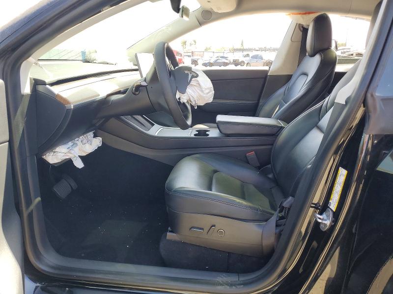 61410046 :رقم المزاد ، 5YJYGDEE8MF162119 vin ، 2021 Tesla Model Y مزاد بيع