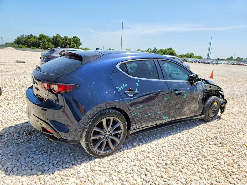 Продажа на аукционе авто 2019 Mazda 3, vin: JM1BPAMMXK1146751, номер лота: 61901636
