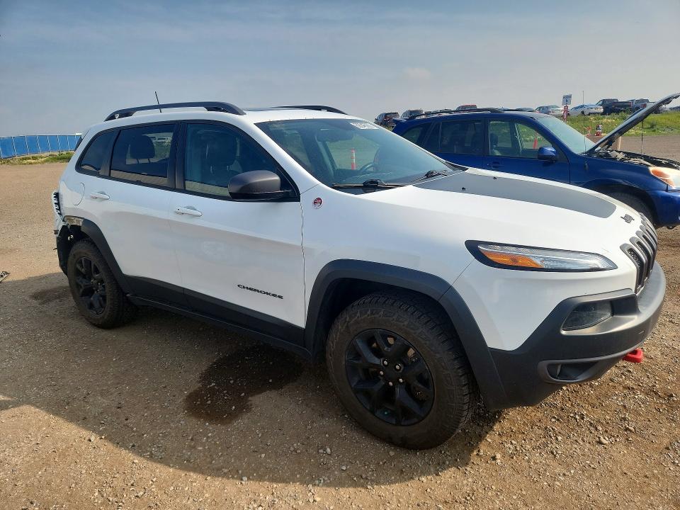 2018 Jeep Cherokee მანქანა იყიდება აუქციონზე, vin: 1C4PJMBX8JD521118, აუქციონის ნომერი: 62046866