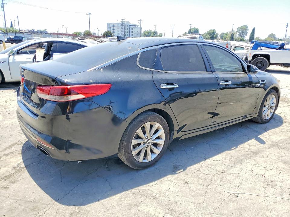 63059606 :رقم المزاد ، 5XXGT4L31GG066634 vin ، 2016 Kia Optima مزاد بيع