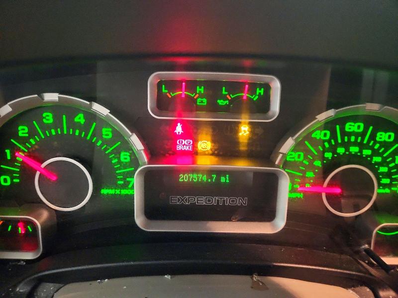 Продажа на аукционе авто 2010 Ford Expedition, vin: 1FMJK1G57AEA81780, номер лота: 62298226