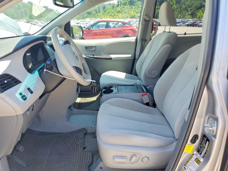 2012 Toyota Sienna მანქანა იყიდება აუქციონზე, vin: 5TDKK3DCXCS269004, აუქციონის ნომერი: 61043666