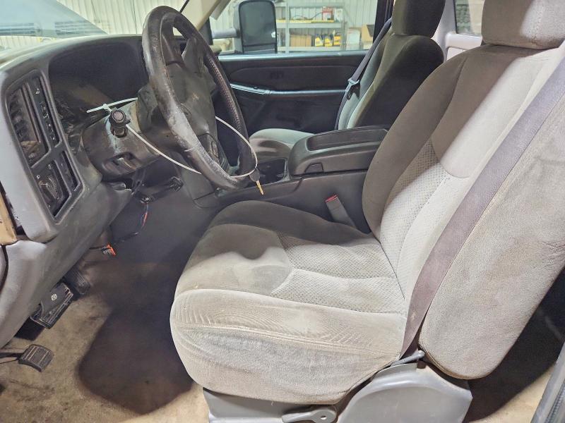 2004 Chevrolet Silverado მანქანა იყიდება აუქციონზე, vin: 1GCHK29U24E207836, აუქციონის ნომერი: 61226426
