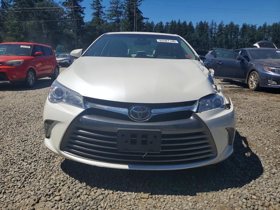 2017 Toyota Camry მანქანა იყიდება აუქციონზე, vin: 4T1BF1FK9HU717972, აუქციონის ნომერი: 63387146