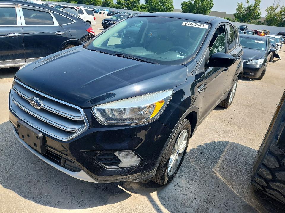 2017 Ford Escape მანქანა იყიდება აუქციონზე, vin: 1FMCU9G90HUE72404, აუქციონის ნომერი: 61482546