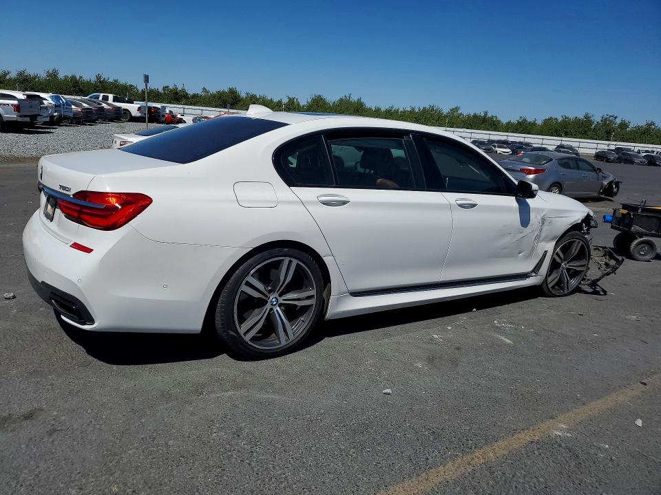 Продаж на аукціоні авто 2018 Bmw 750, vin: WBA7F0C50JGM23932, номер лоту: 60137806
