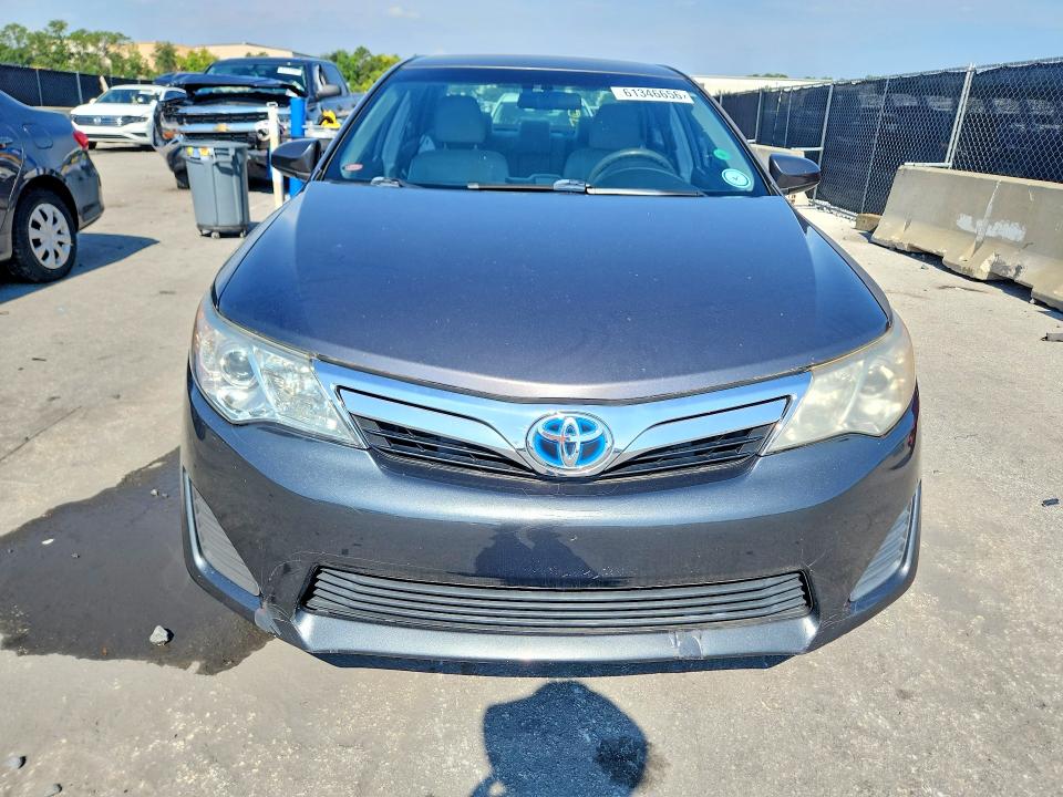 2013 Toyota Camry Hybrid მანქანა იყიდება აუქციონზე, vin: 4T1BD1FK9DU092571, აუქციონის ნომერი: 61346656