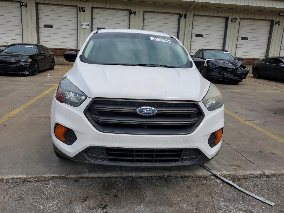 2018 Ford Escape მანქანა იყიდება აუქციონზე, vin: 1FMCU0F77JUB86180, აუქციონის ნომერი: 61866206