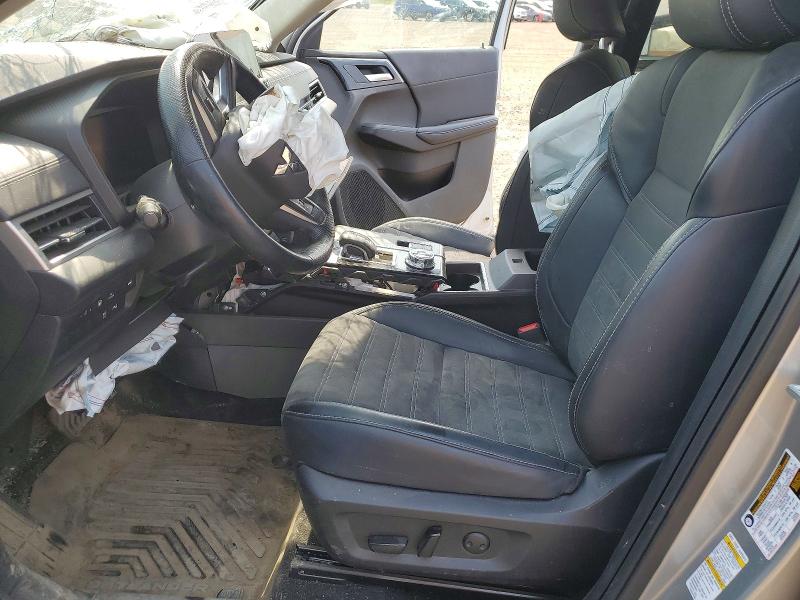 2024 Mitsubishi Outlander მანქანა იყიდება აუქციონზე, vin: JA4T5VA98RZ615391, აუქციონის ნომერი: 63523406