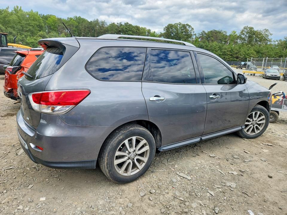 63340886 :رقم المزاد ، 5N1AR2MNXFC629716 vin ، 2015 Nissan Pathfinder مزاد بيع