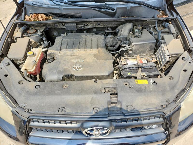 62615906 :رقم المزاد ، JTMRK4DV0B5106131 vin ، 2011 Toyota Rav4 مزاد بيع