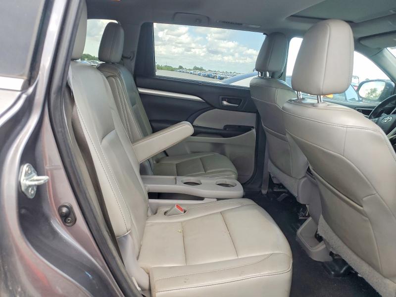 Продажа на аукционе авто 2015 Toyota Highlander, vin: 5TDKKRFH3FS092697, номер лота: 59354286