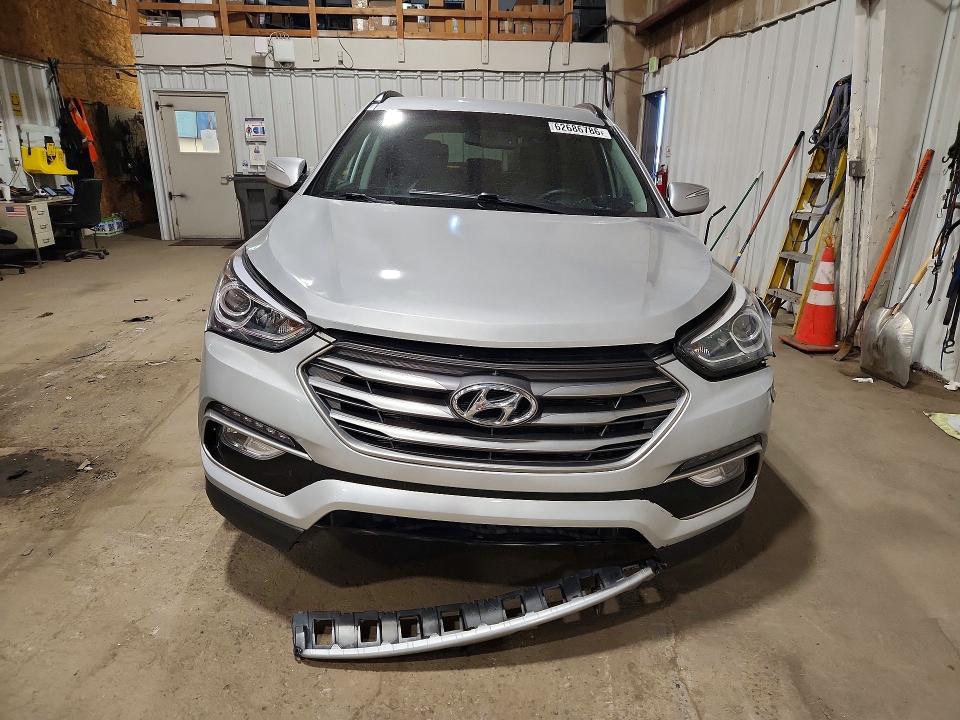 62686786 :رقم المزاد ، 5XYZUDLB5HG390387 vin ، 2017 Hyundai Santa Fe Sport مزاد بيع