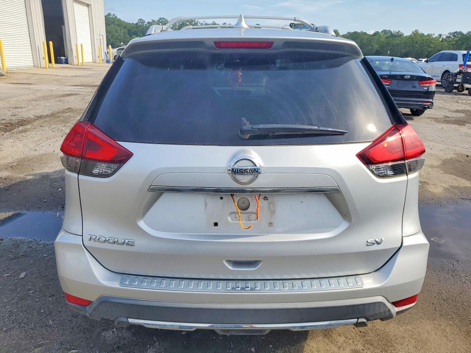 2018 Nissan Rogue მანქანა იყიდება აუქციონზე, vin: KNMAT2MTXJP620570, აუქციონის ნომერი: 59590286
