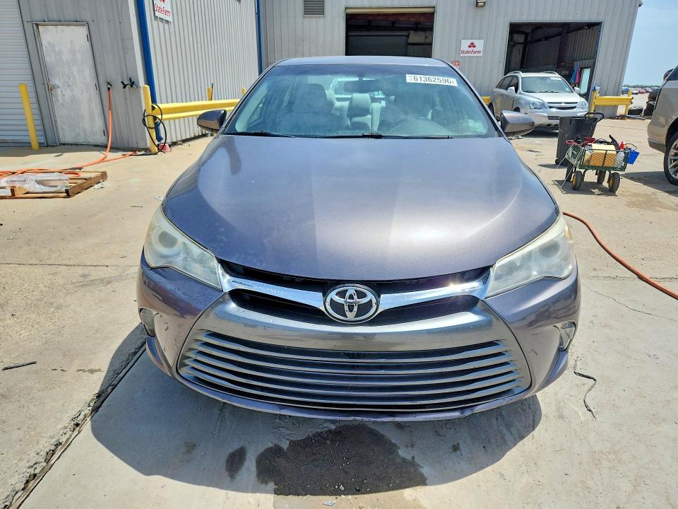 2015 Toyota Camry მანქანა იყიდება აუქციონზე, vin: 4T1BF1FK5FU966346, აუქციონის ნომერი: 61362596