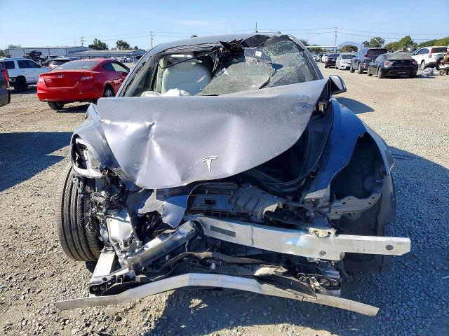 62534126 :رقم المزاد ، 5YJ3E1EB6NF204745 vin ، 2022 Tesla Model 3 مزاد بيع