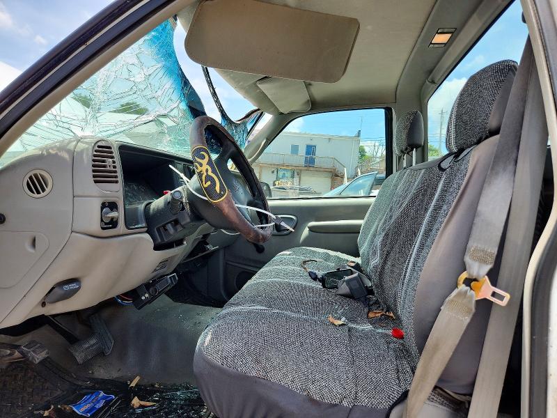 Продажа на аукционе авто 2000 Gmc Sierra, vin: 1GTGC24R6YR186547, номер лота: 59776956