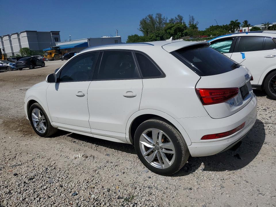 61159516 :رقم المزاد ، WA1BCCFS9JR014593 vin ، 2018 Audi Q3 مزاد بيع