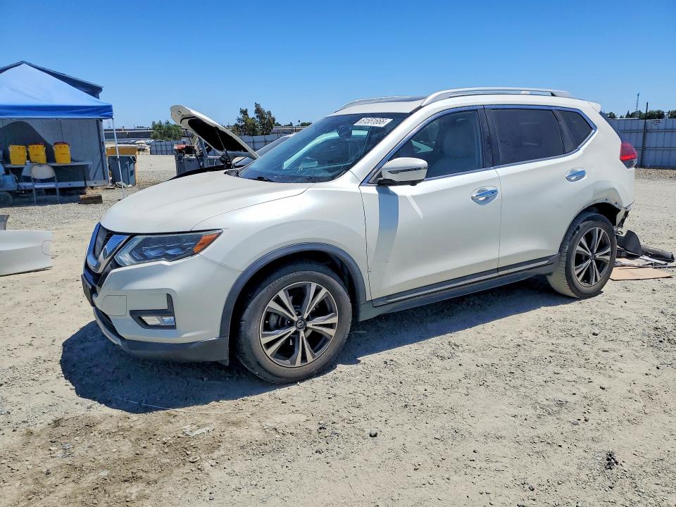 Auction sale of the 2017 Nissan Rogue, vin: 5N1AT2MT5HC849722, lot number: 61551666