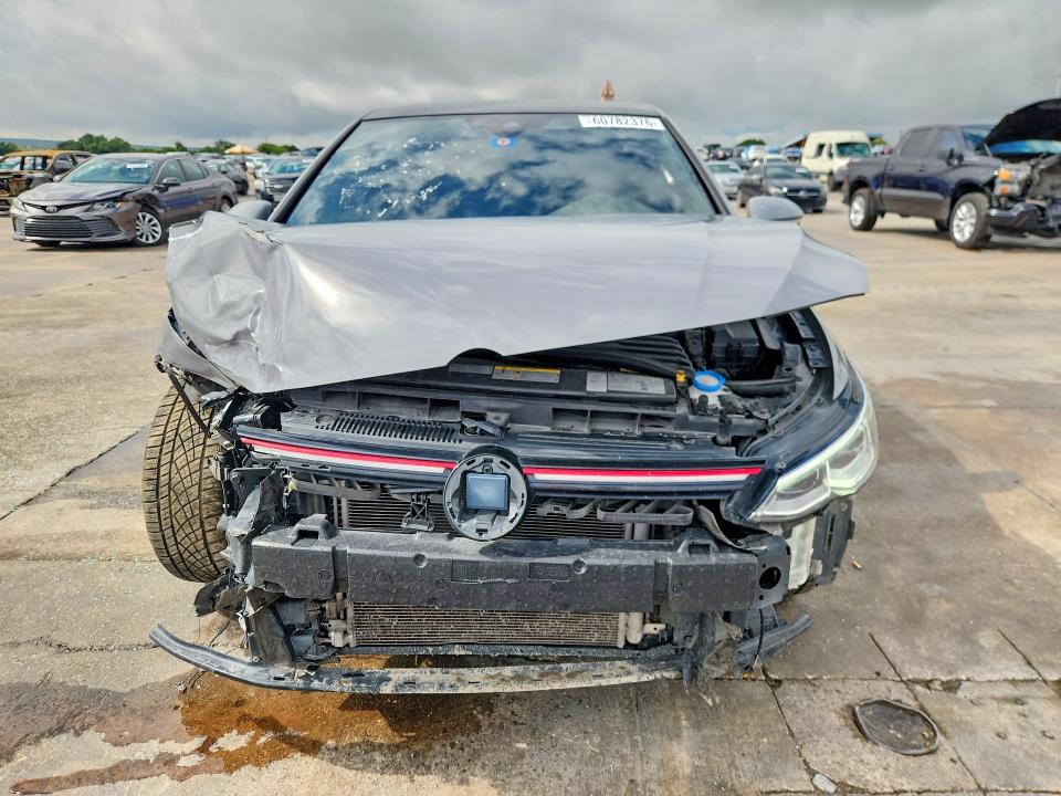 60782376 :رقم المزاد ، WVWN87CD8NW221131 vin ، 2022 Volkswagen Gti مزاد بيع