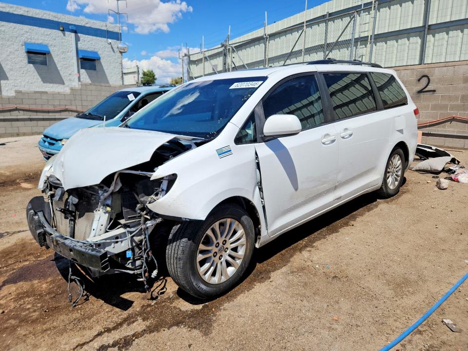 Продажа на аукционе авто 2013 Toyota Sienna, vin: 5TDYK3DC6DS385781, номер лота: 62070346