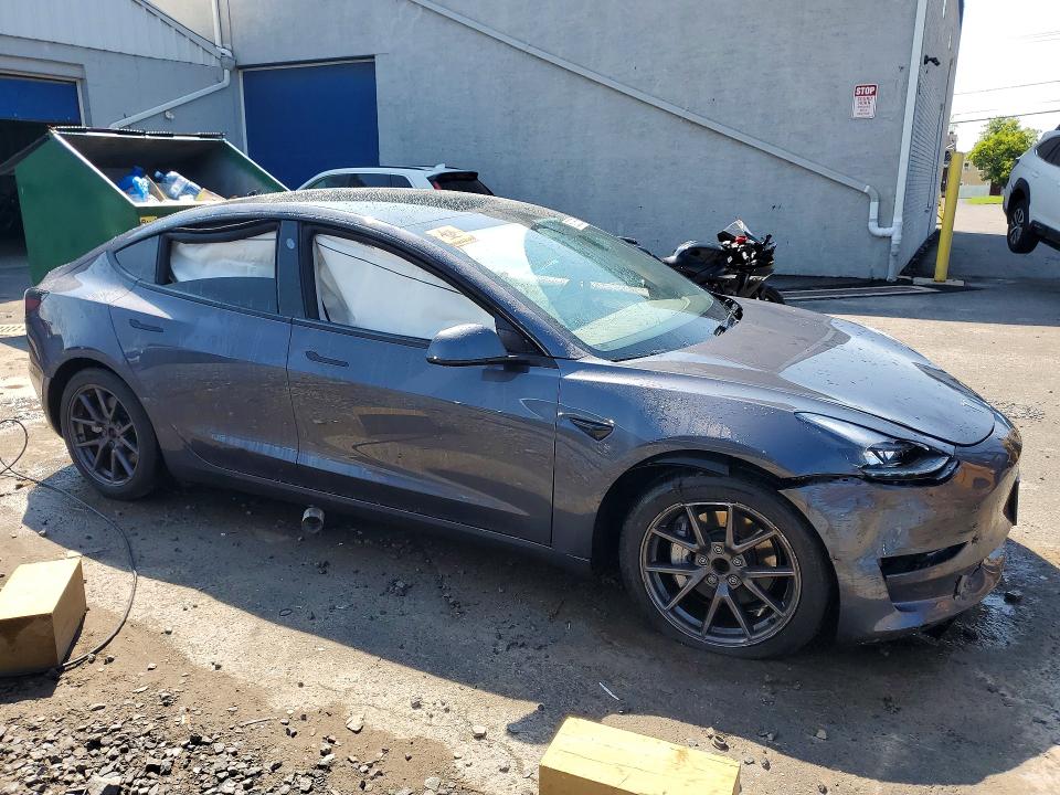 63205526 :رقم المزاد ، 5YJ3E1EA5PF652422 vin ، 2023 Tesla Model 3 مزاد بيع