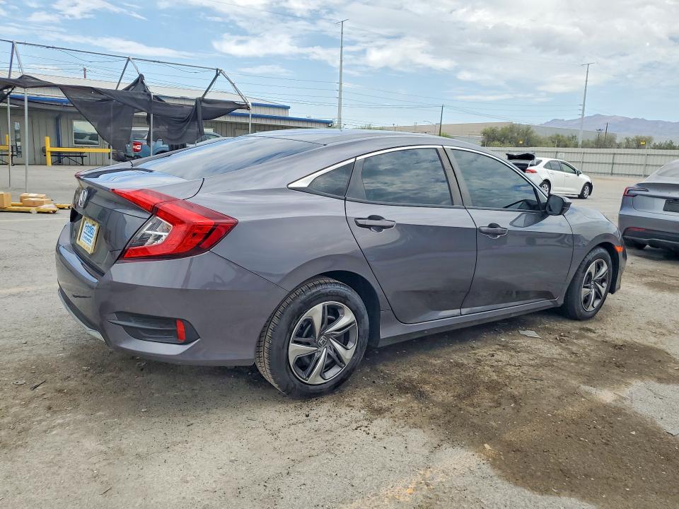 61087556 :رقم المزاد ، 2HGFC2F62MH555818 vin ، 2021 Honda Civic مزاد بيع