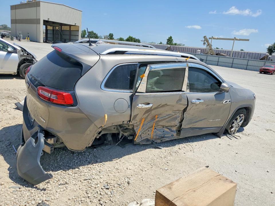 Продажа на аукционе авто 2018 Jeep Cherokee, vin: 1C4PJMCXXJD582372, номер лота: 59344896