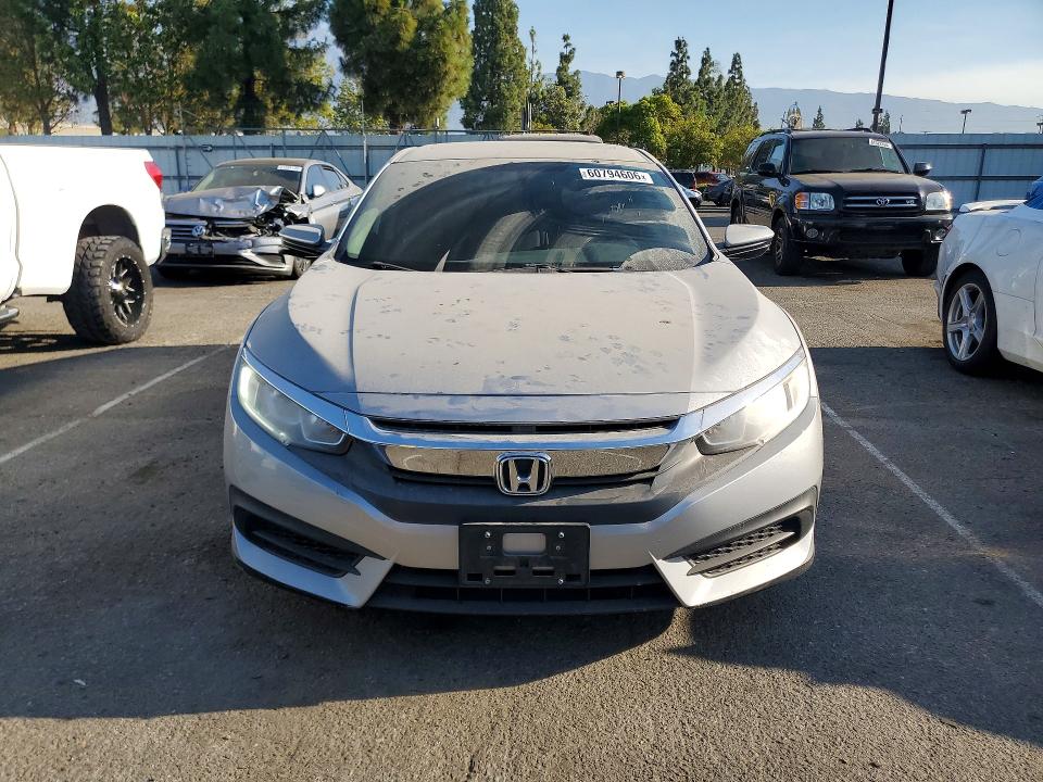 2017 Honda Civic მანქანა იყიდება აუქციონზე, vin: 2HGFC2F71HH516541, აუქციონის ნომერი: 60794606