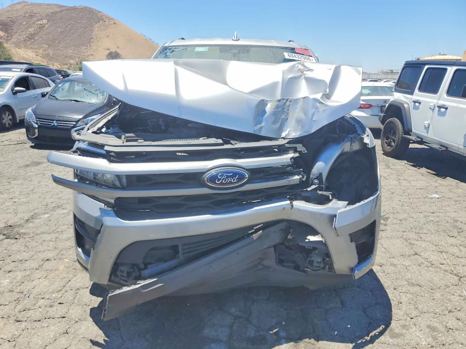 Продажа на аукционе авто 2023 Ford Expedition, vin: 1FMJK1J86PEA51343, номер лота: 60432066