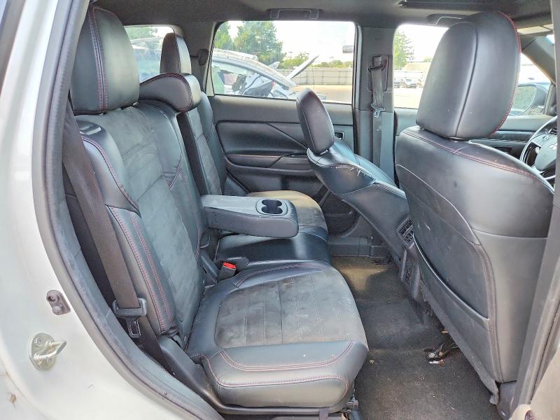 Продаж на аукціоні авто 2020 Mitsubishi Outlander, vin: JA4AD3A3XLZ038624, номер лоту: 63298416