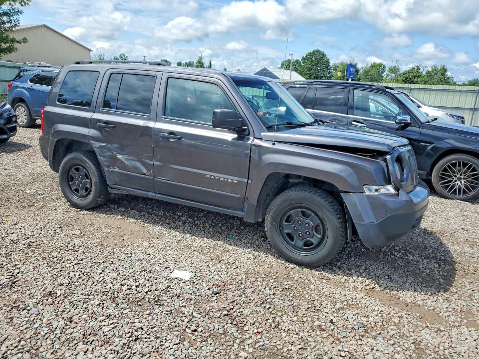 62906936 :رقم المزاد ، 1C4NJRBB3HD190421 vin ، 2017 Jeep Patriot مزاد بيع