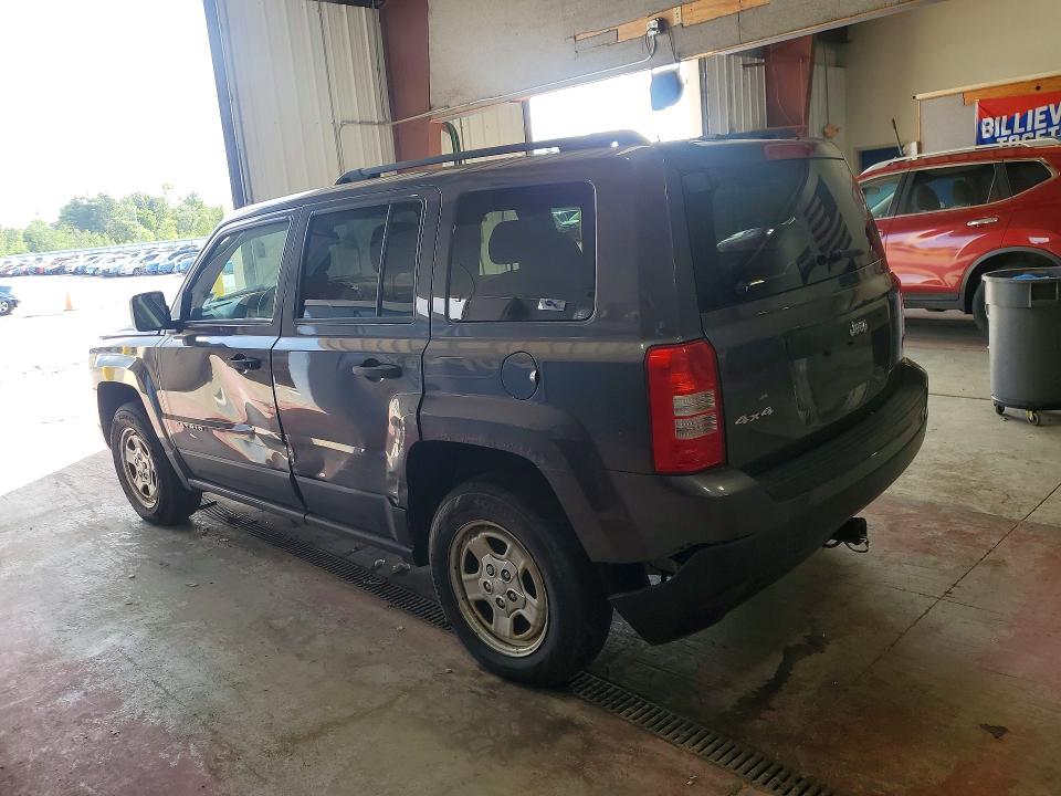61920816 :رقم المزاد ، 1C4NJRBB7HD135275 vin ، 2017 Jeep Patriot مزاد بيع