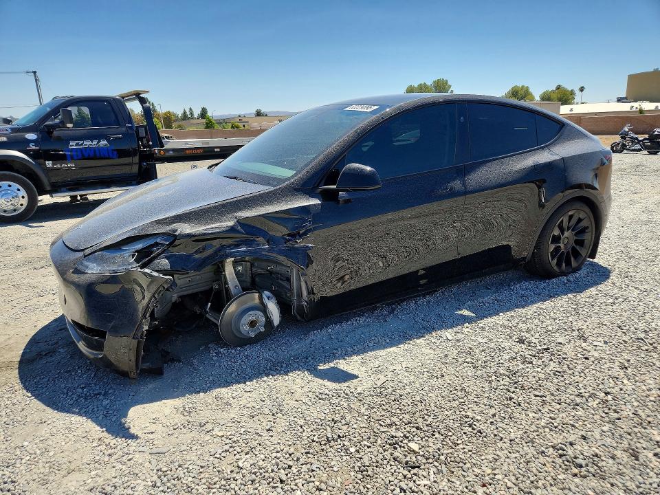 2025 Tesla Model Y მანქანა იყიდება აუქციონზე, vin: 7SAYGDED9SF321706, აუქციონის ნომერი: 63229096