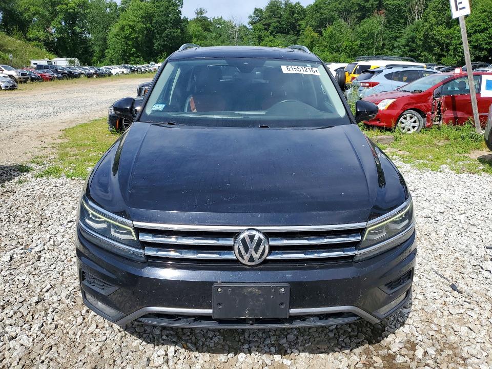 Продажа на аукционе авто 2018 Volkswagen Tiguan, vin: 3VV4B7AX7JM067713, номер лота: 61551216