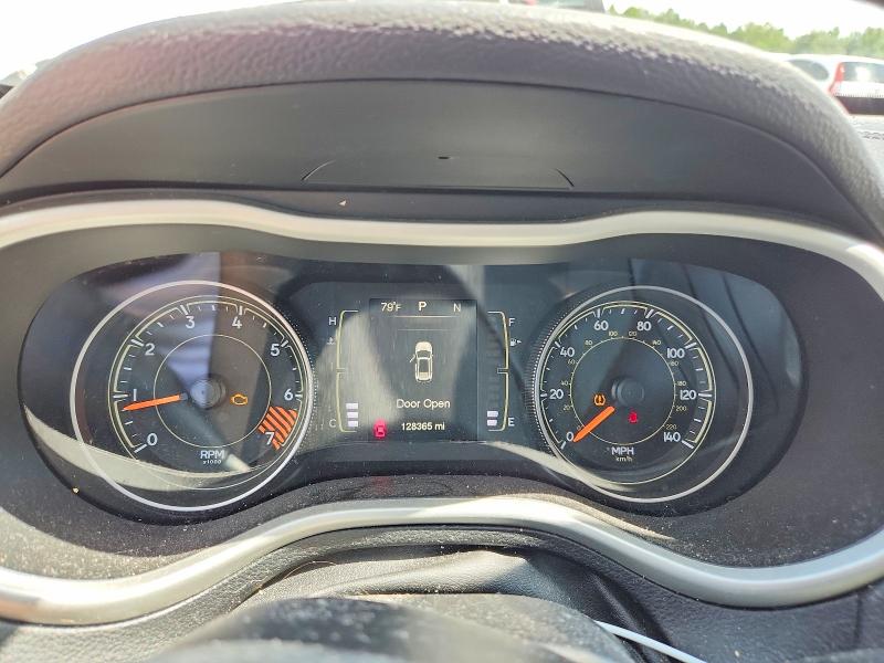 2015 Jeep Cherokee მანქანა იყიდება აუქციონზე, vin: 1C4PJLAB1FW660583, აუქციონის ნომერი: 60478636
