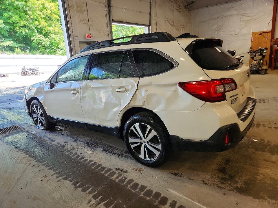 59640676 :رقم المزاد ، 4S4BSANCXJ3385431 vin ، 2018 Subaru Outback مزاد بيع