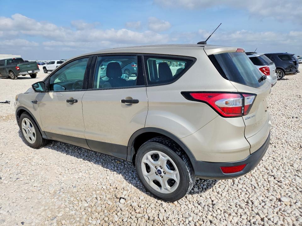 63007536 :رقم المزاد ، 1FMCU0F79HUE07921 vin ، 2017 Ford Escape مزاد بيع