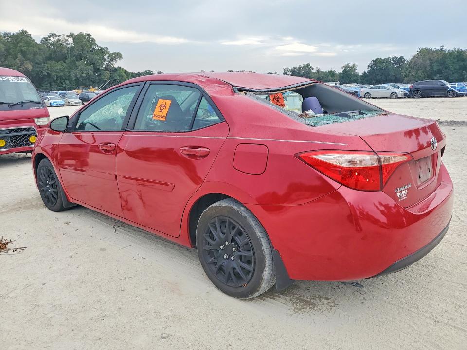 2018 Toyota Corolla მანქანა იყიდება აუქციონზე, vin: 5YFBURHE5JP777332, აუქციონის ნომერი: 62217136