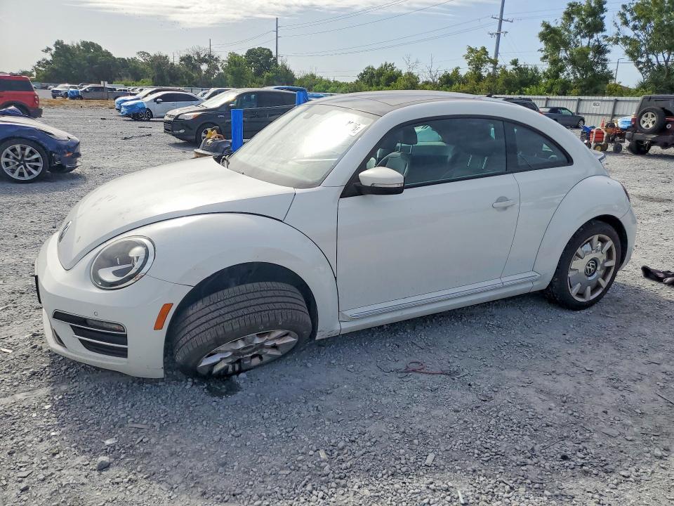 Aukcja sprzedaży 2017 Volkswagen Beetle, vin: 3VWJ17AT8HM606865, numer aukcji: 61238396