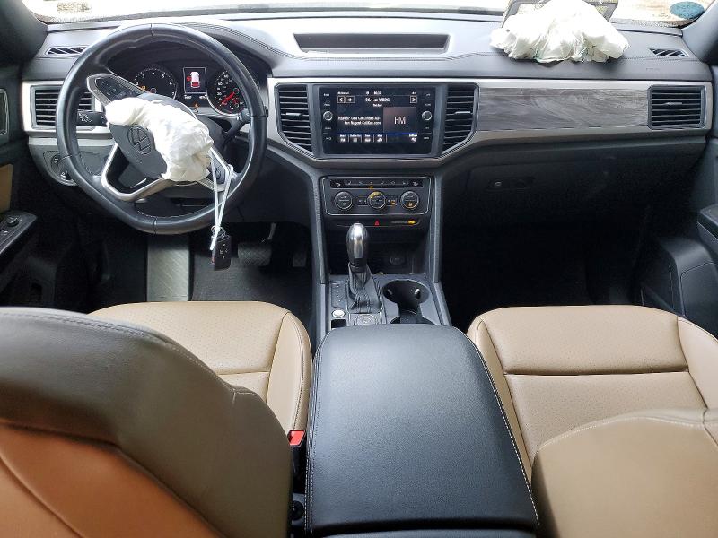 61997426 :رقم المزاد ، 1V21E2CA4LC218868 vin ، 2020 Volkswagen Atlas Cross Sport مزاد بيع