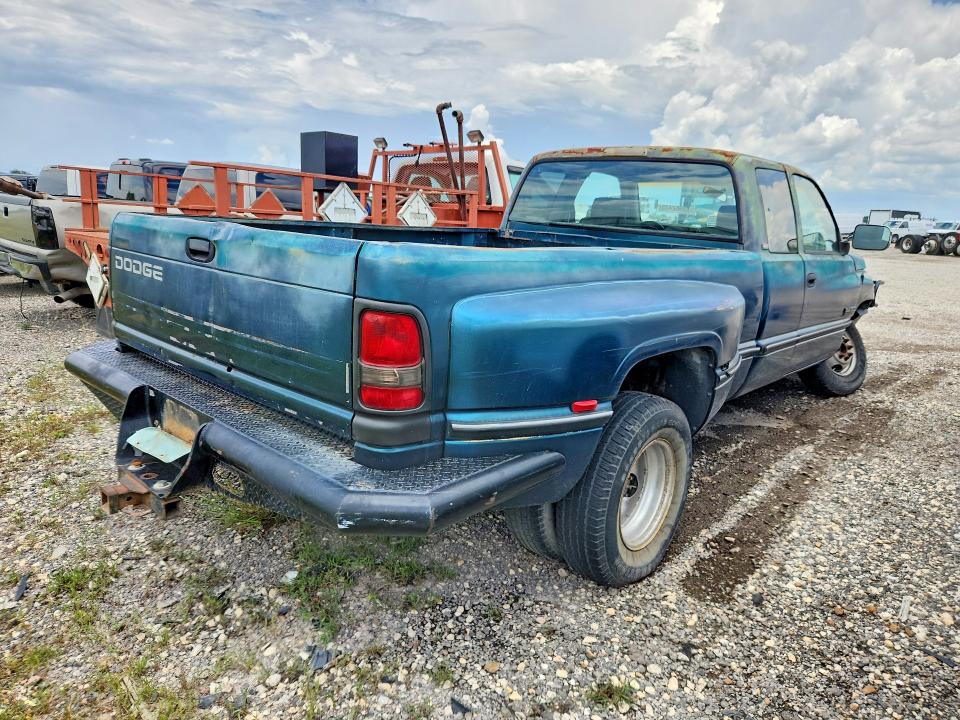1997 Dodge Ram 3500 მანქანა იყიდება აუქციონზე, vin: 3B7MC33DXVM589927, აუქციონის ნომერი: 85962435