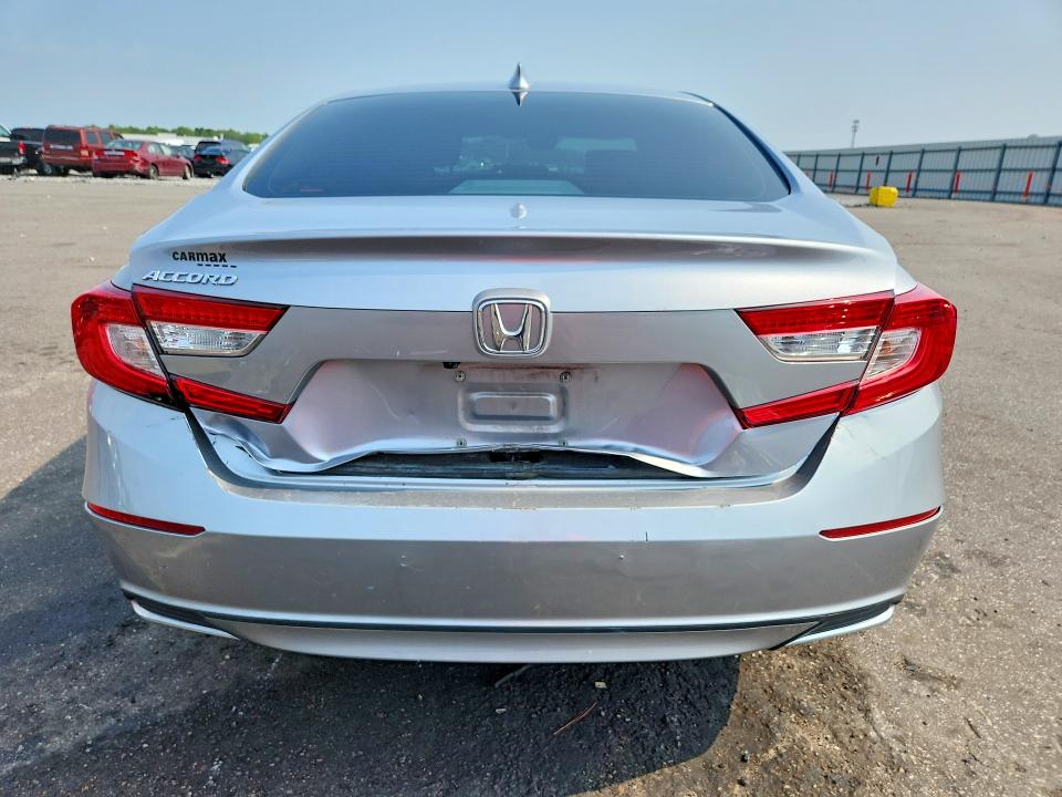 Продаж на аукціоні авто 2022 Honda Accord, vin: 1HGCV1F18NA074631, номер лоту: 63149106