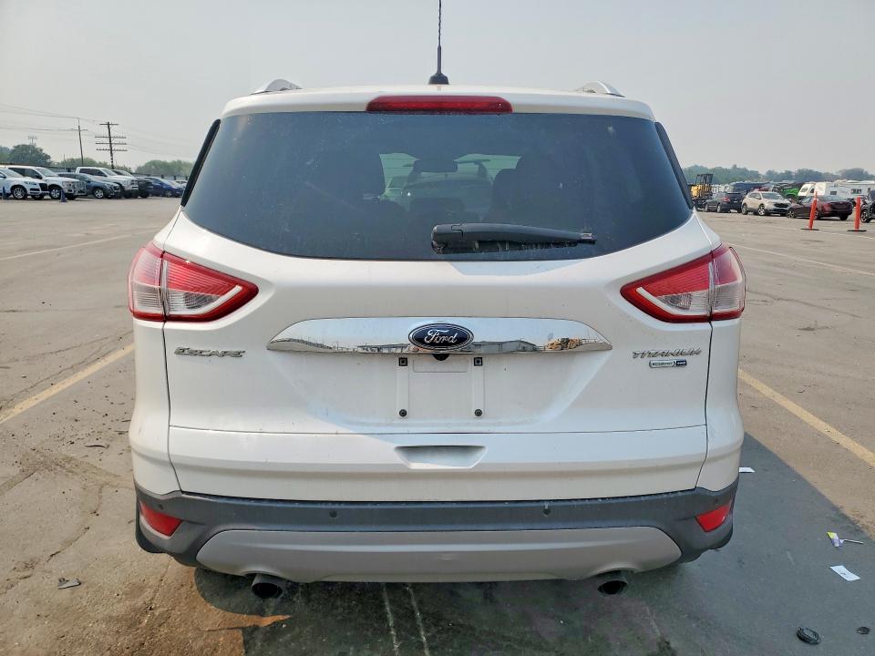61748426 :رقم المزاد ، 1FMCU9JX1GUC79717 vin ، 2016 Ford Escape مزاد بيع