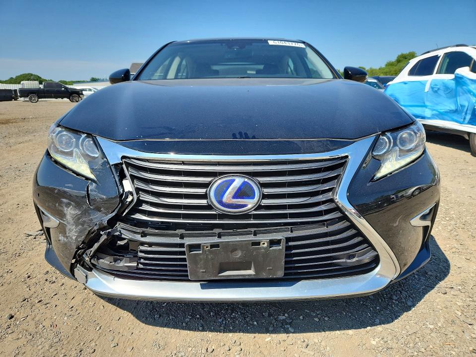 Продажа на аукционе авто 2016 Lexus Es, vin: JTHBW1GG5G2110992, номер лота: 61043776