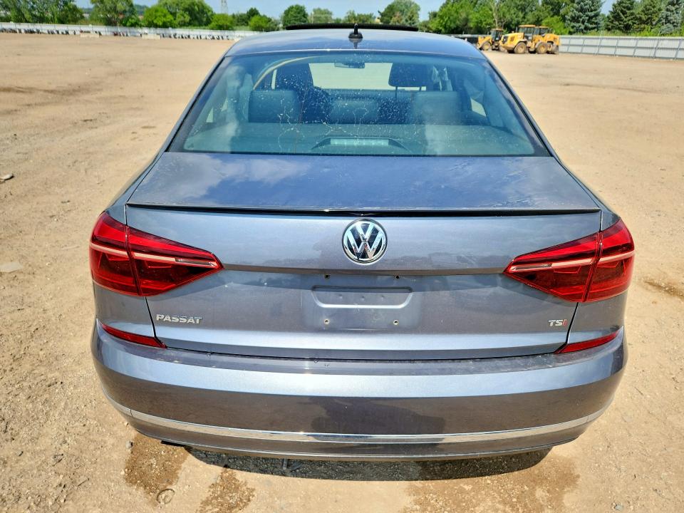 61925326 :رقم المزاد ، 1VWLA7A32KC006585 vin ، 2019 Volkswagen Passat مزاد بيع