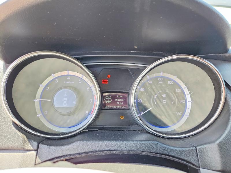 2011 Hyundai Sonata მანქანა იყიდება აუქციონზე, vin: 5NPEB4AC9BH021807, აუქციონის ნომერი: 59996816
